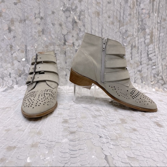 Steve Madden “Mara” - Picture 5 of 16